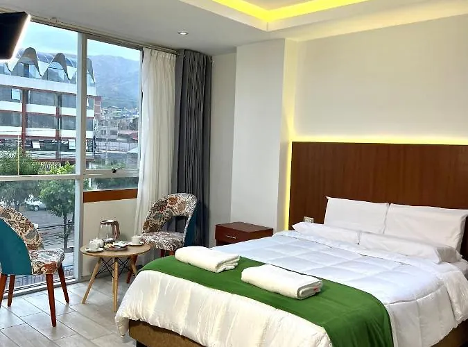 El Alamo, Ejecutivo Y Hotel 4*