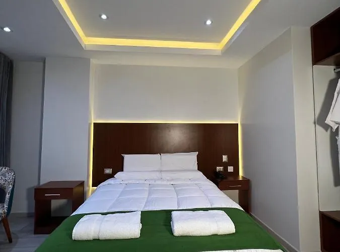 El Alamo, Ejecutivo Y Hotel 4*